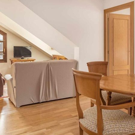 דירות אל פואיו דה חאקה Atico B Residencial Caldares El Pueyo מראה חיצוני תמונה