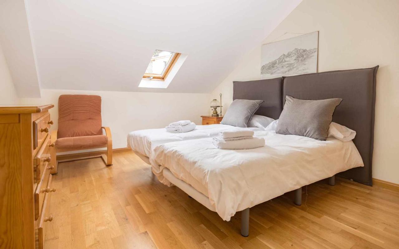 דירות אל פואיו דה חאקה Atico B Residencial Caldares El Pueyo מראה חיצוני תמונה
